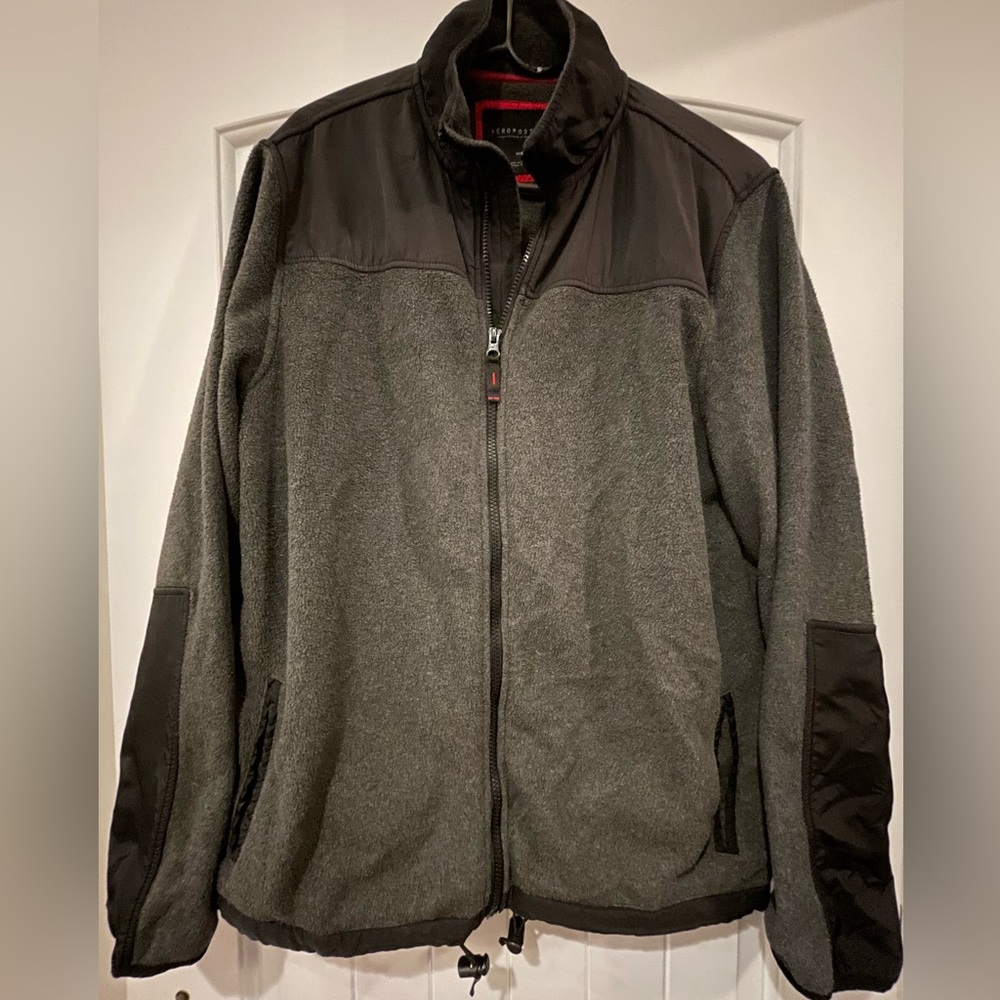 Aeropostale black and gray fleece jacket - Picture 2 of 5